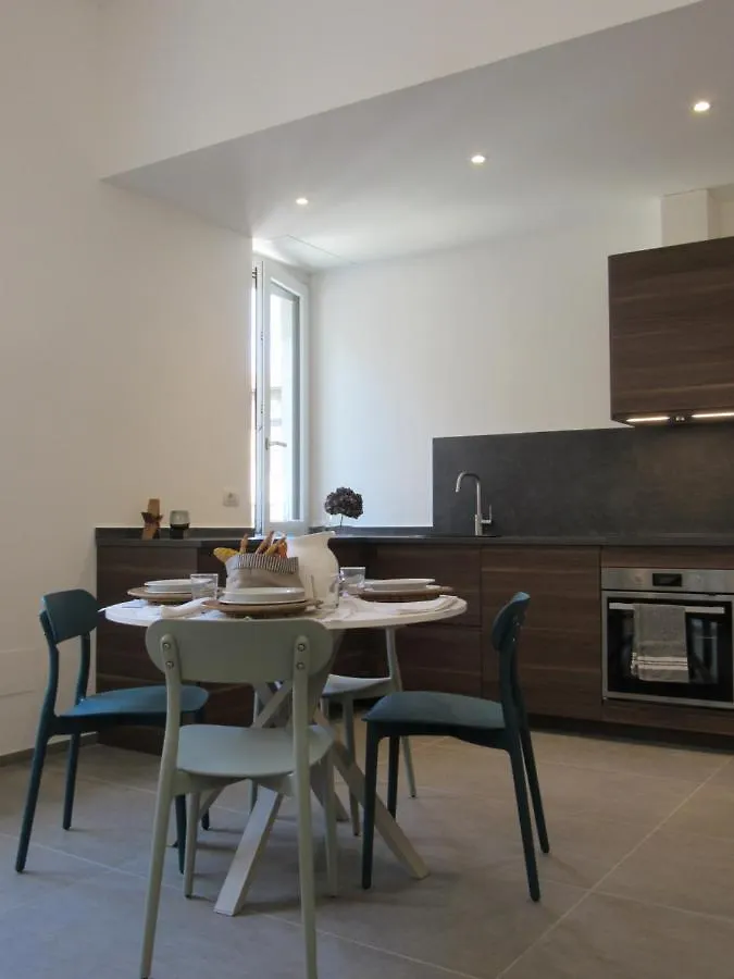 Appartement Make A Wish - Near The Center With Private Parking à Côme 0*,