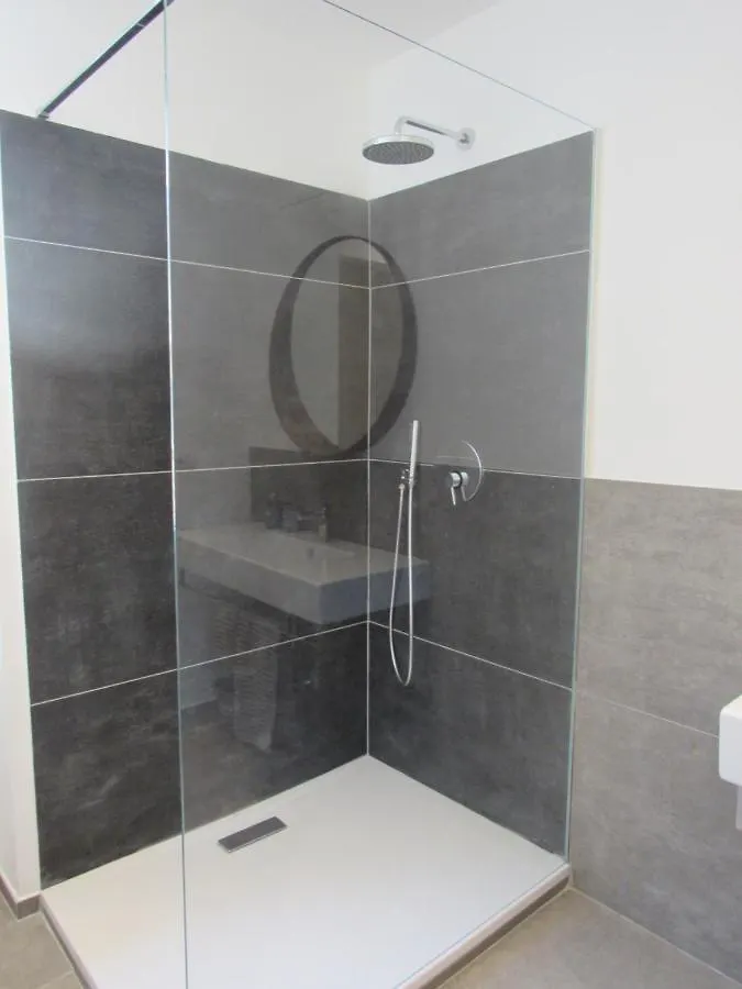 Appartement Make A Wish - Near The Center With Private Parking à Côme