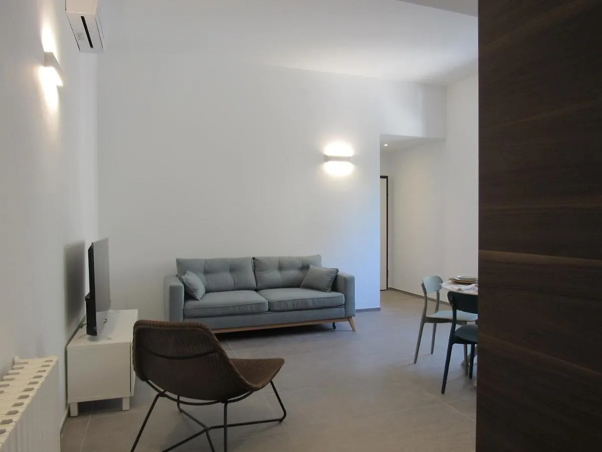 Make A Wish - Near The Center With Private Parking Apartment Como